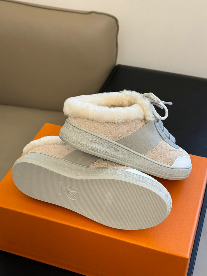 Louis Vuitton Shearling Sneakers SHL111702