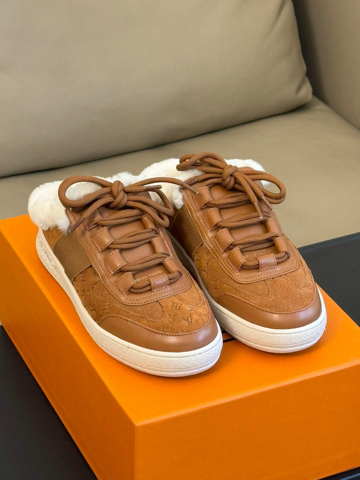 Louis Vuitton Shearling Sneakers SHL111703