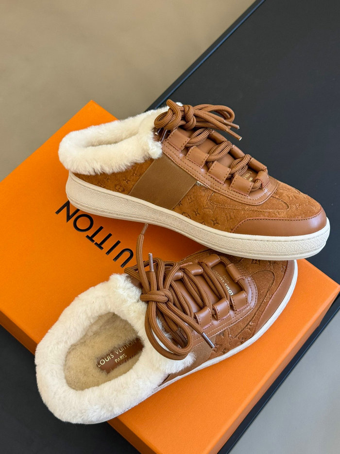 Louis Vuitton Shearling Sneakers SHL111703