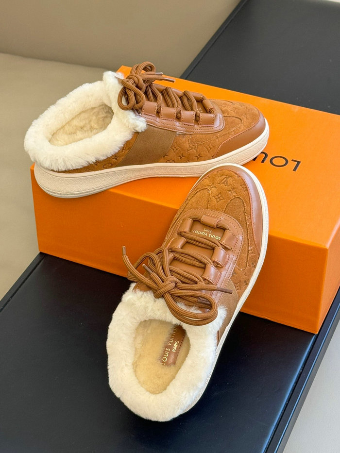 Louis Vuitton Shearling Sneakers SHL111703