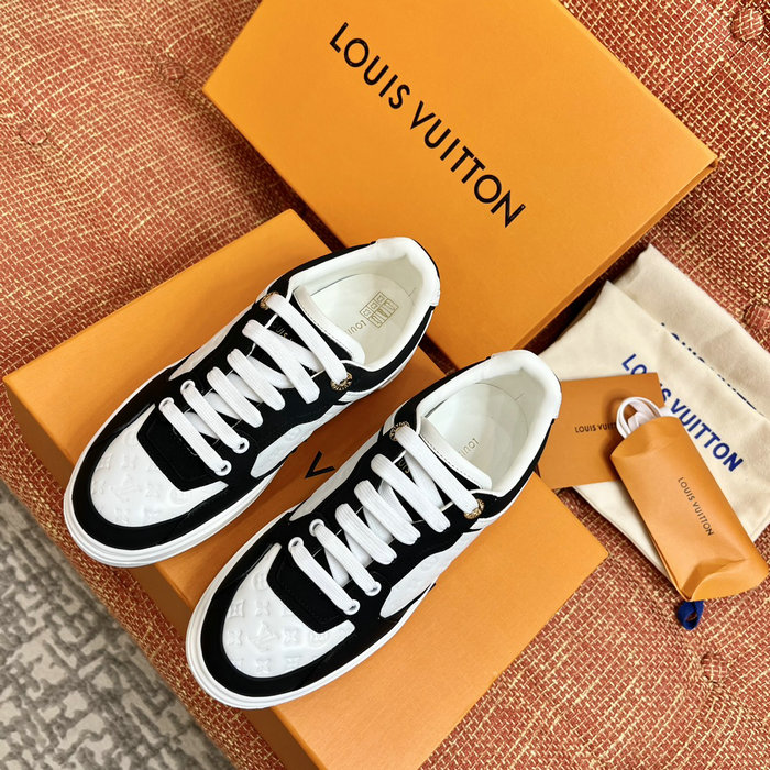 Louis Vuitton Sneakers SLL111401