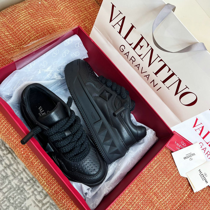 Valentino One Stud XL Trainer SLV111409