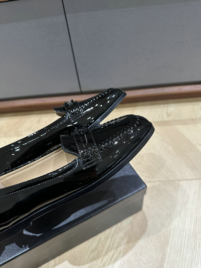 Chanel Leather Loafer SDH121904