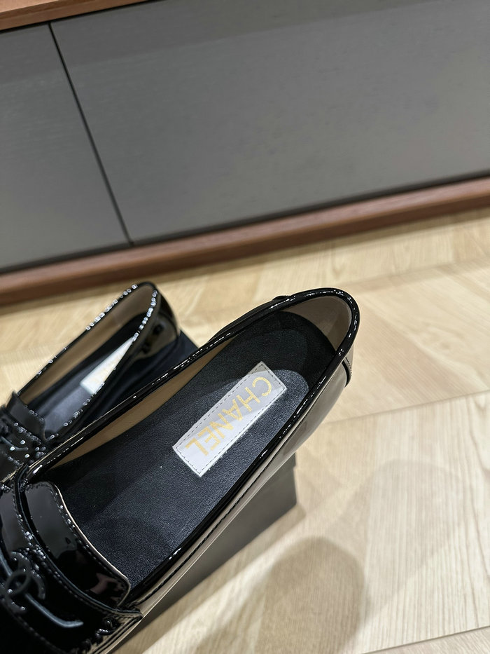 Chanel Leather Loafer SDH121904