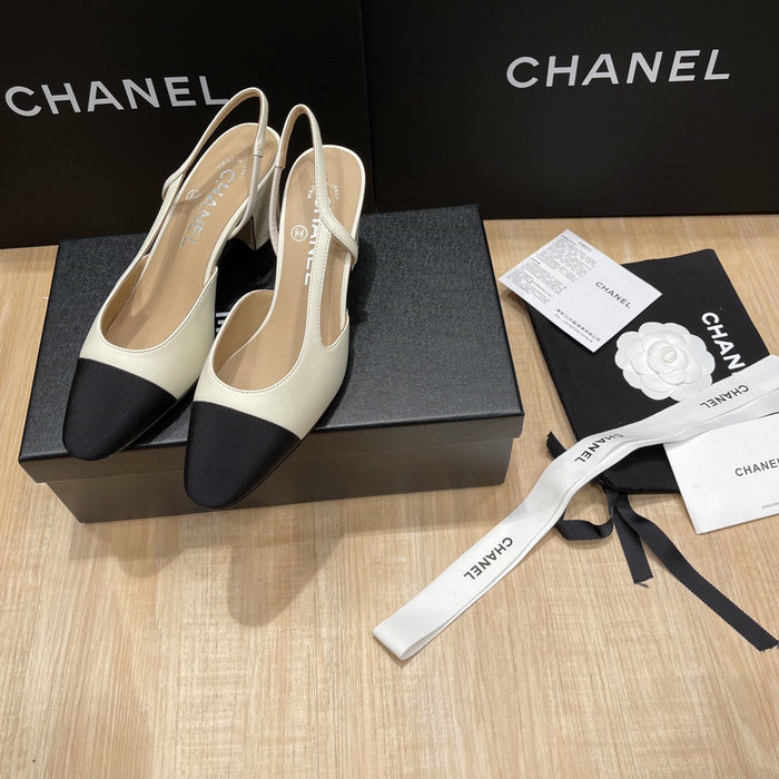 Chanel Pumps SDH121915