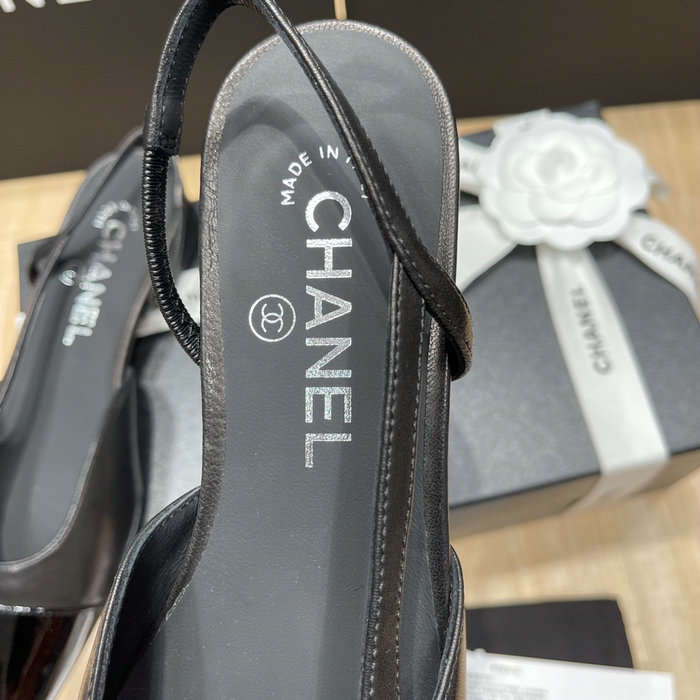 Chanel Pumps SDH121923