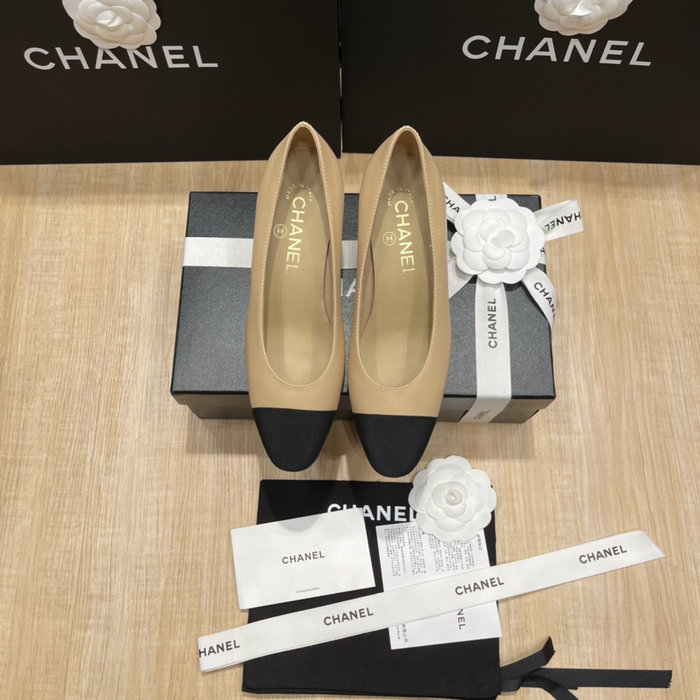 Chanel Pumps SDH121925