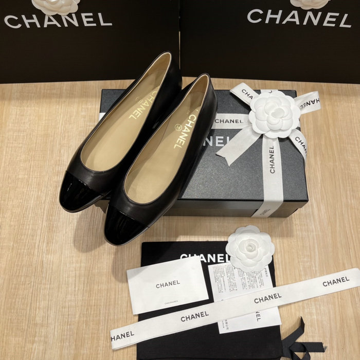 Chanel Pumps SDH121930