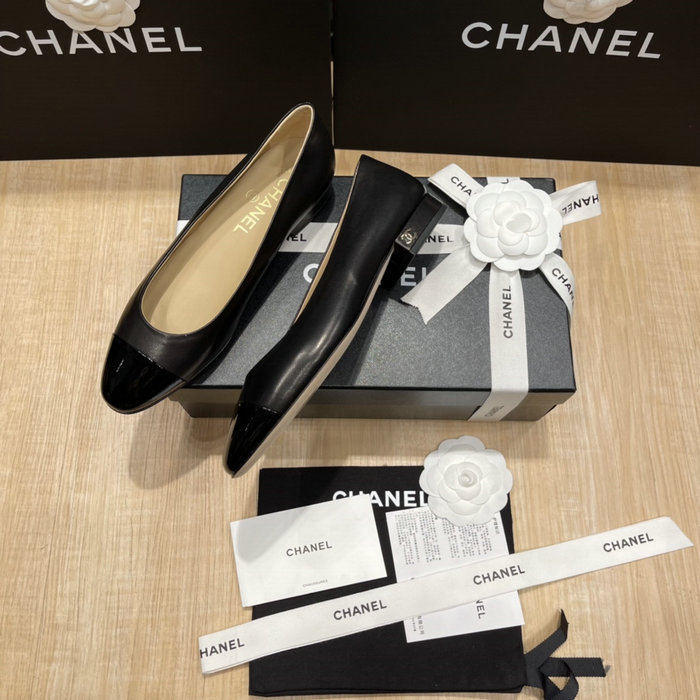 Chanel Pumps SDH121930