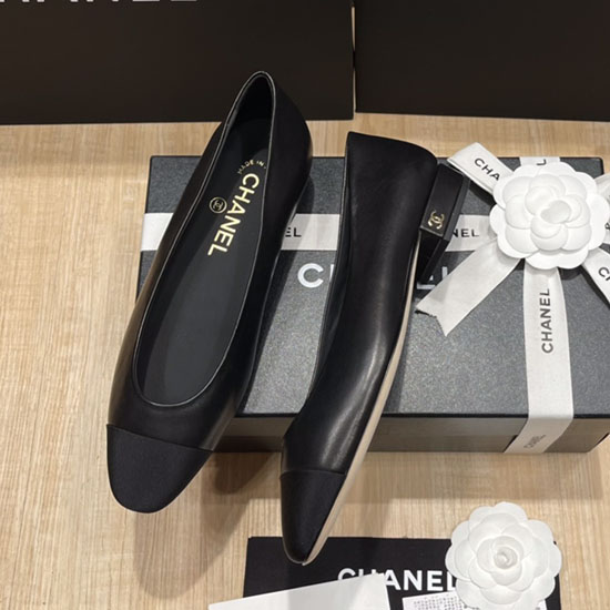 Chanel Pumps SDH121931