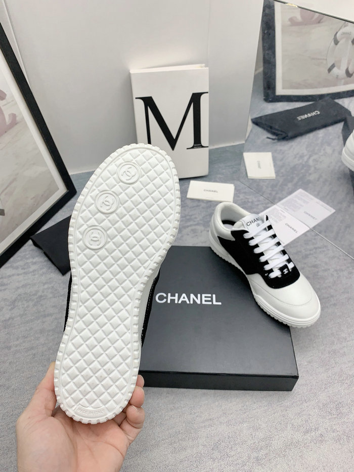 Chanel Sneakers SDH121909