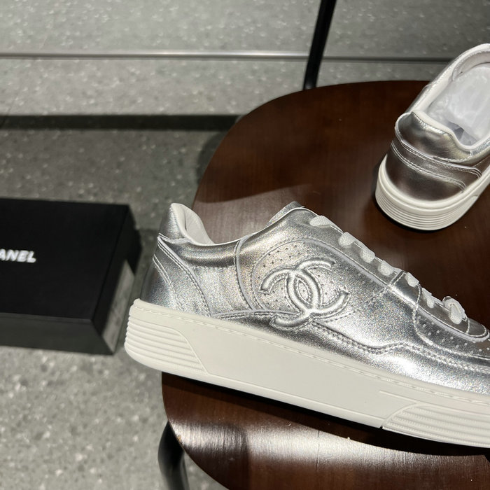 Chanel Sneakers SDH121912