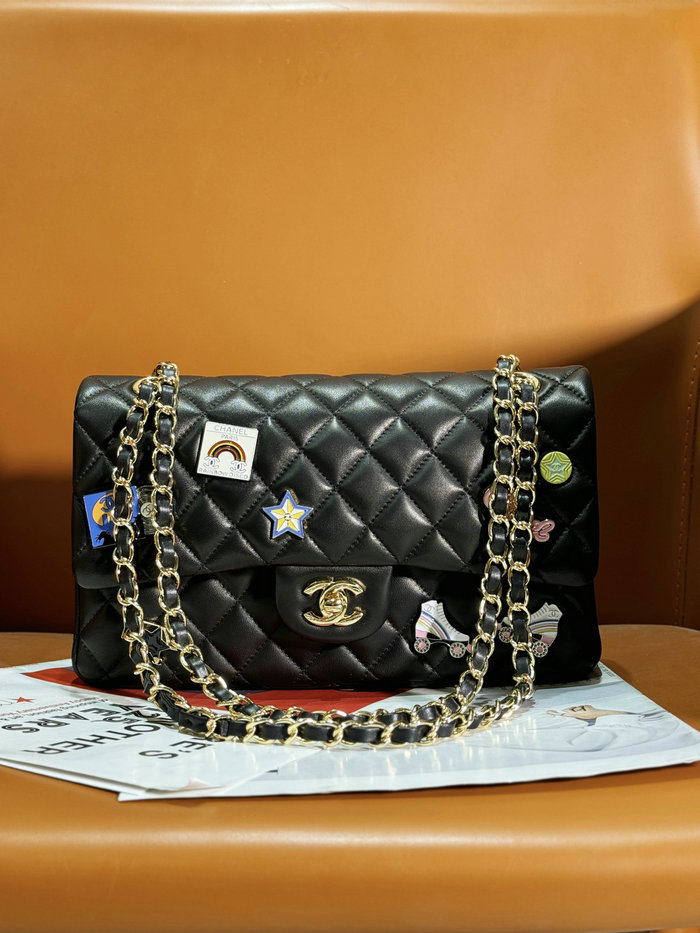 Medium Classic Chanel Lambskin Flap Bag A1112