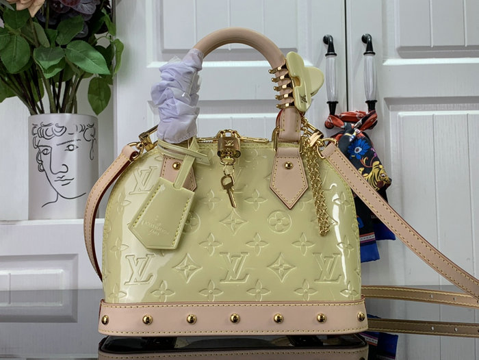 Louis Vuitton Alma BB Chic and Yellow M90611