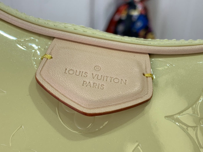 Louis Vuitton Croissant PM Chic and Yellow M24020