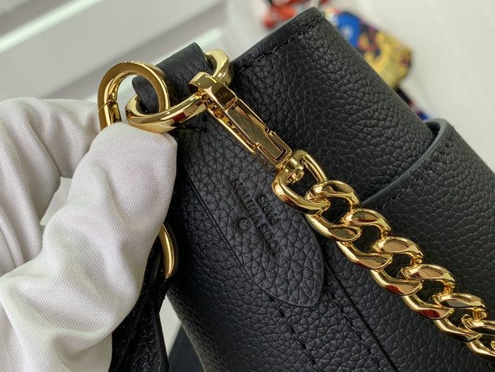 Louis Vuitton Lock and Walk Black M24165