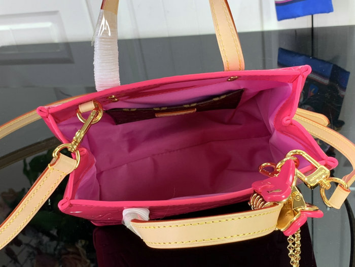 Louis Vuitton Reade PM Neon Pink M24028