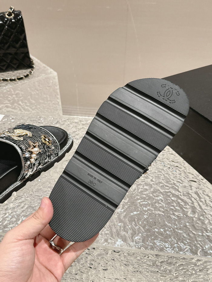 Chanel Slides AQCS031802