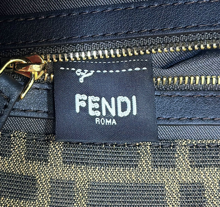 Fendi Baguette bag with sequins F8623L