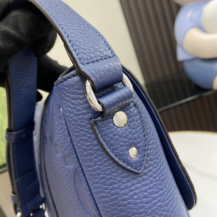 Gucci Jumbo GG Medium Messenger Bag Blue 760234