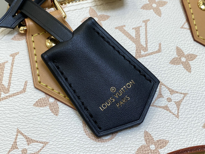 Louis Vuitton Alma BB M46922