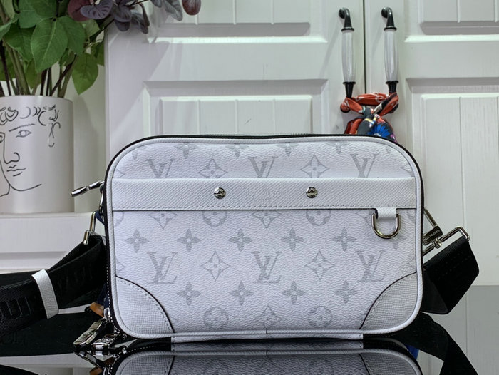 Louis Vuitton Alpha Messenger White M31016