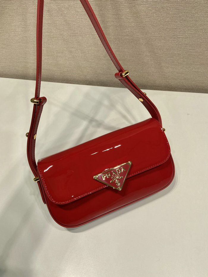 Prada Patent leather shoulder bag with flap Red 1BD339