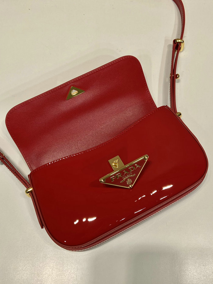 Prada Patent leather shoulder bag with flap Red 1BD339