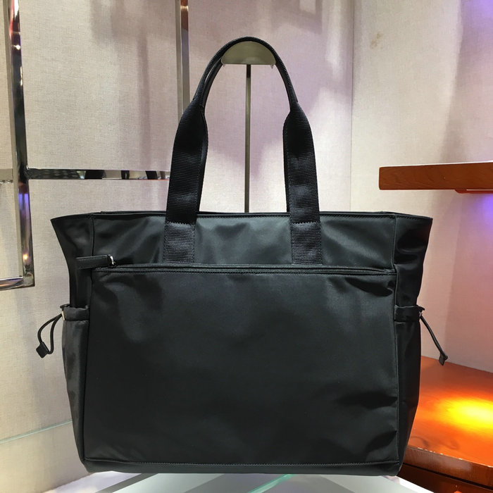 Prada Re-Nylon and Saffiano leather tote 2VG042