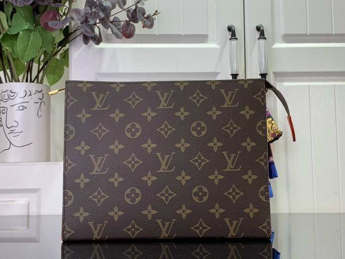 Louis Vuitton Poche Toilette M83547