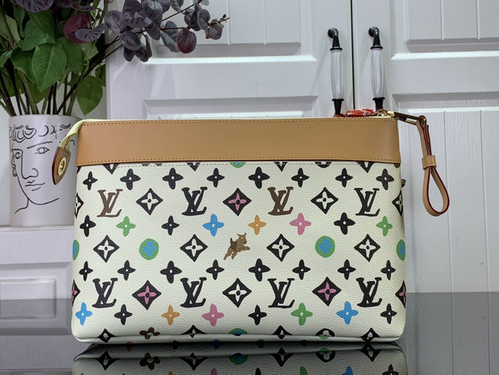 Louis Vuitton Pochette Voyage Souple White M83568