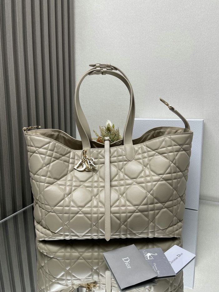 Large Dior Toujours Bag Beige M3319