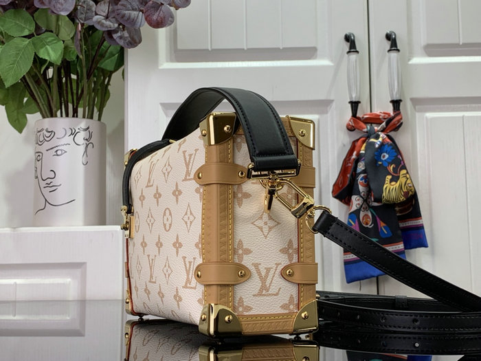 Louis Vuitton Side Trunk MM M46907