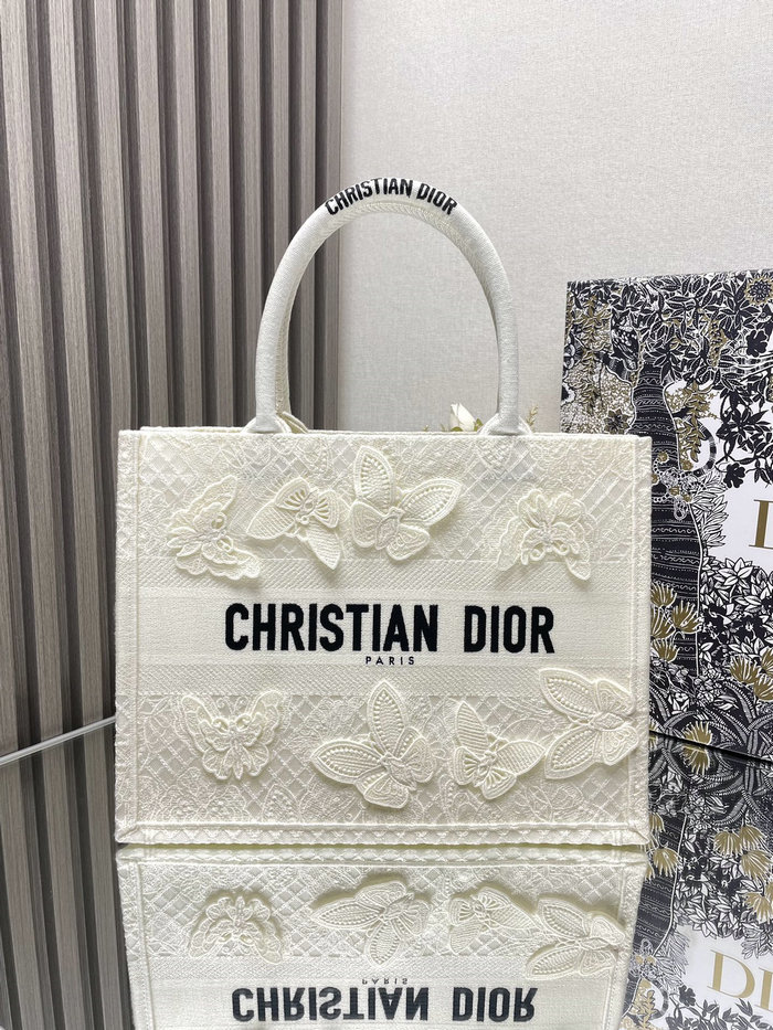 Medium Dior Book Tote White Butterfly M1286