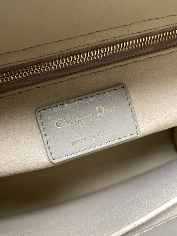 Medium Lady Dior Lambskin Bag Beige D2454