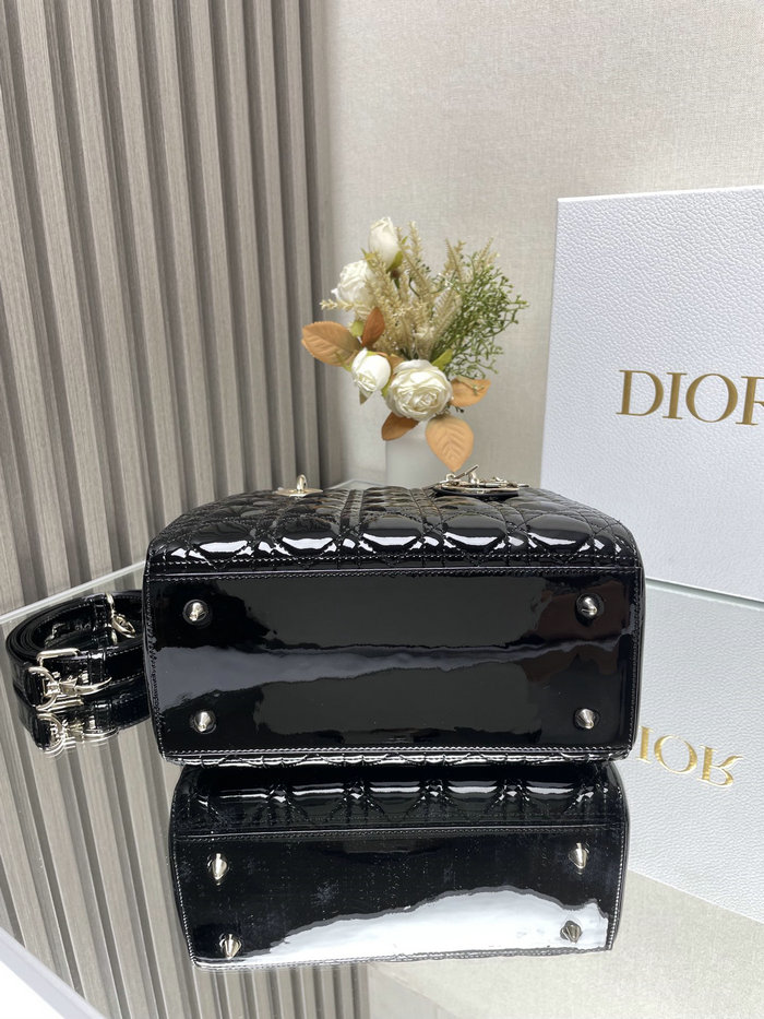 Medium Lady Dior Patent Bag Black D2454