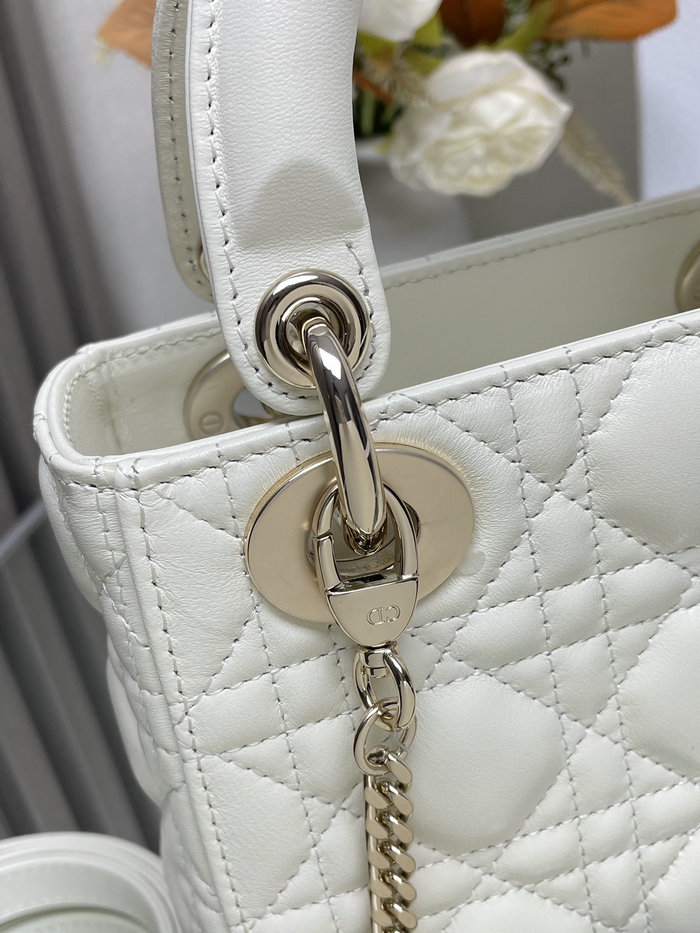 Mini Lady Dior Lambskin Bag White MD0505