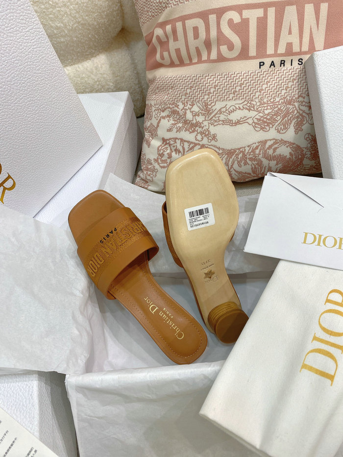 Dior Mid Heel Sandals MSD041607