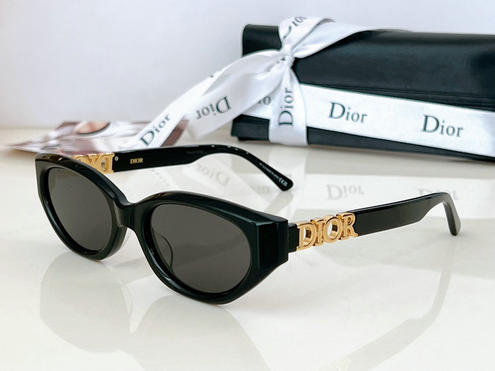 Dior Sunglasses MGD041901