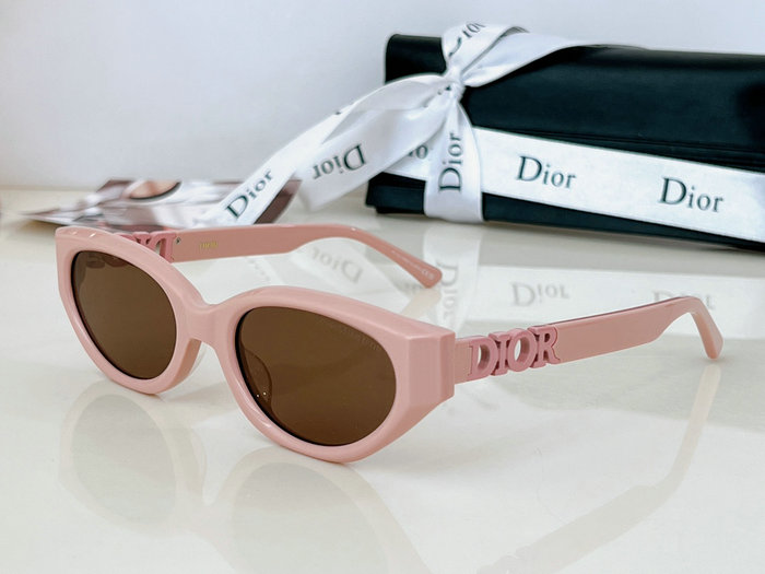 Dior Sunglasses MGD041901