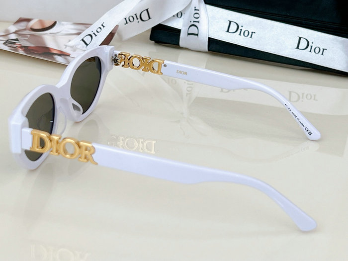 Dior Sunglasses MGD041901