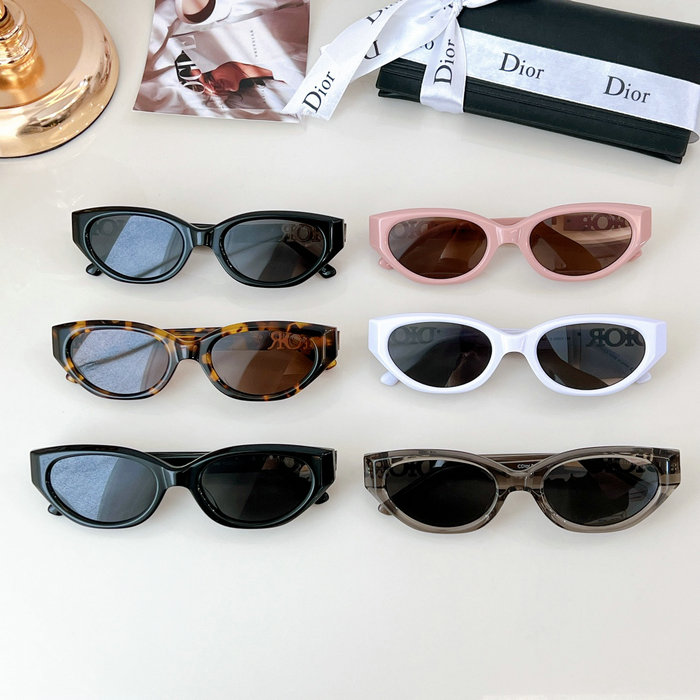 Dior Sunglasses MGD041901