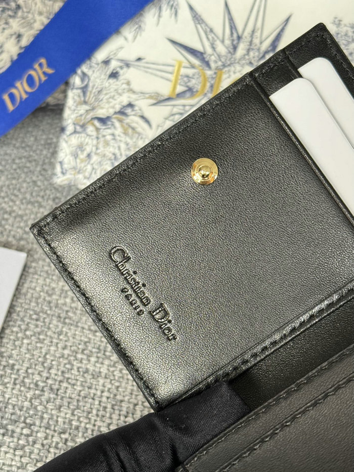 Lady Dior Patent Flap Card Holder S0011