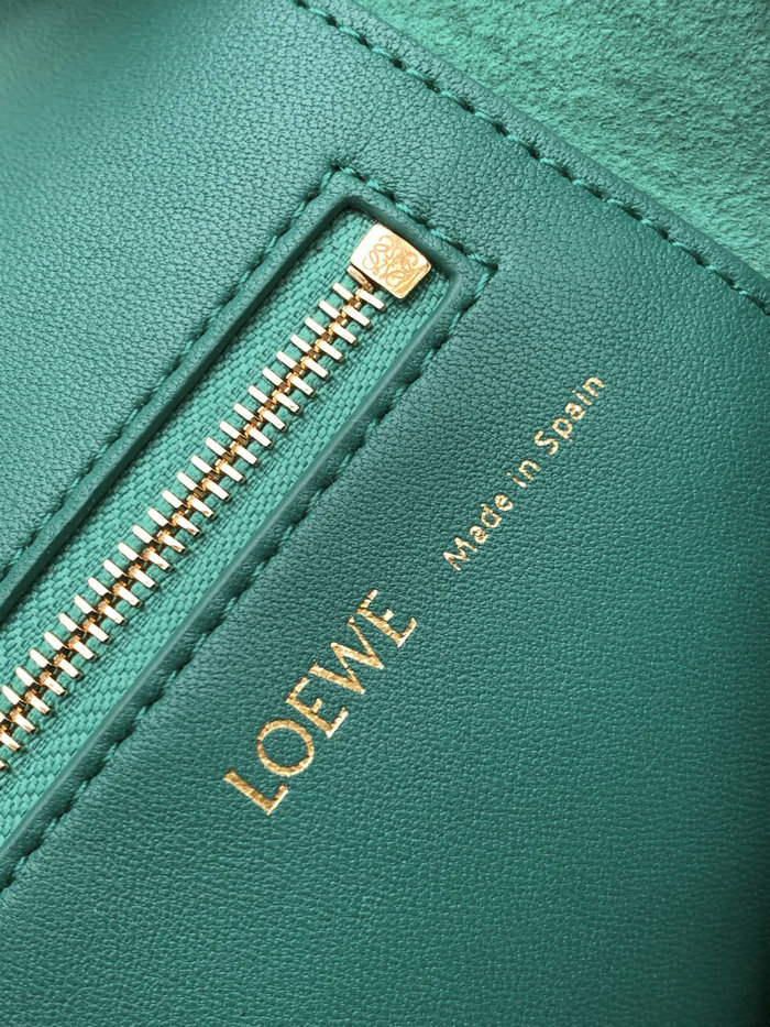 Loewe Small Squeeze bag Emerald Green 652329