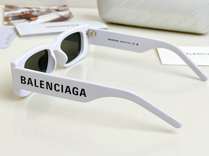 Balenciaga Sunglasses MGB051502