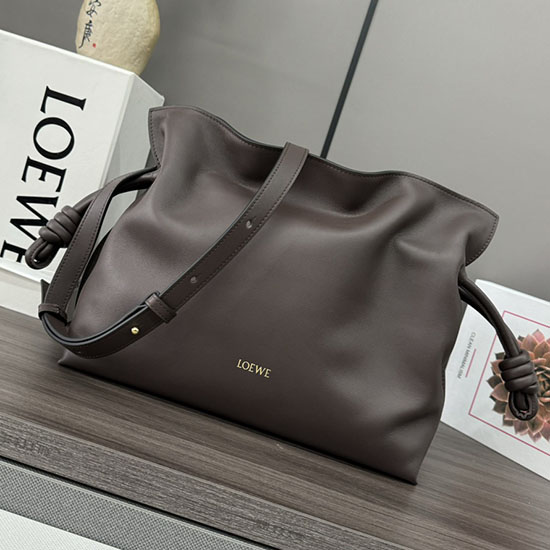 Loewe Medium Flamenco clutch Chocolate L262386