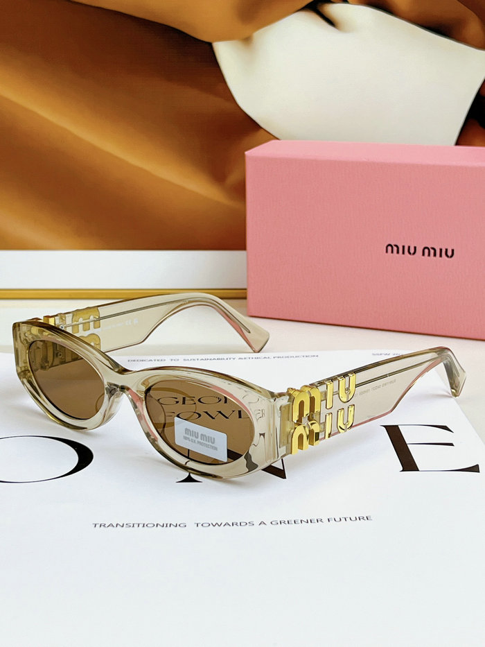 Miu Miu Sunglasses MGM051501