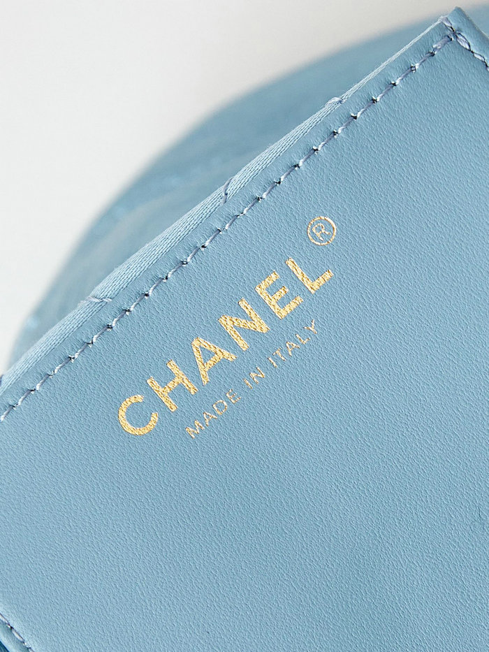 Chanel 22 Mini Handbag AS3980