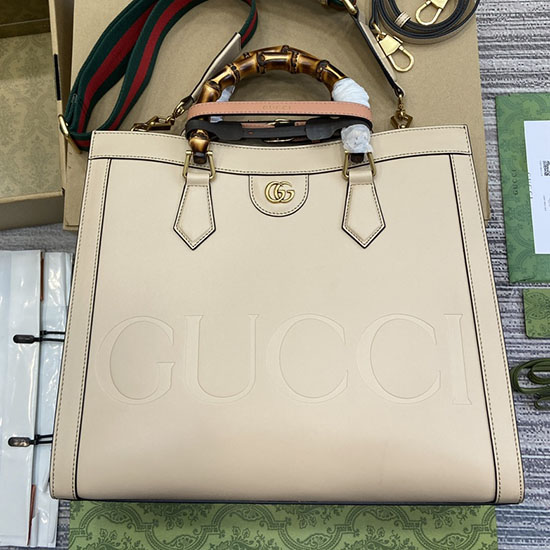 Gucci Diana Medium Tote Bag Beige 678842