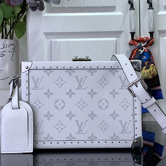 Louis Vuitton Clutch Box White M11049